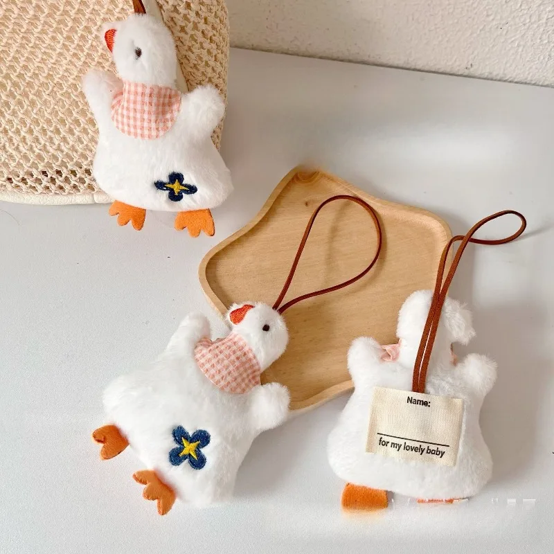 Creative Cartoon Big White Goose Plush Pendant, Cute Doll Hanging Accessories, Gifts Suitable for Going Out and Matching Bags