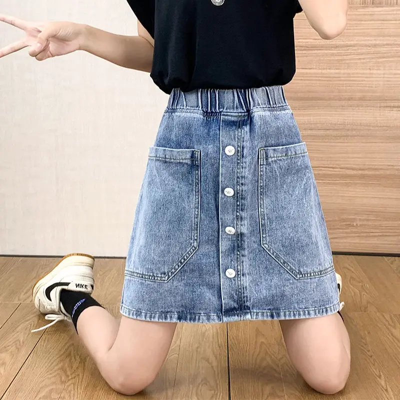 

Summer Women Denim Mini Skirts High Waist Size Casual Loose Fashion A Line Blue Cotton Ladies Hole Raw Edge Cowboy Skirts Q371