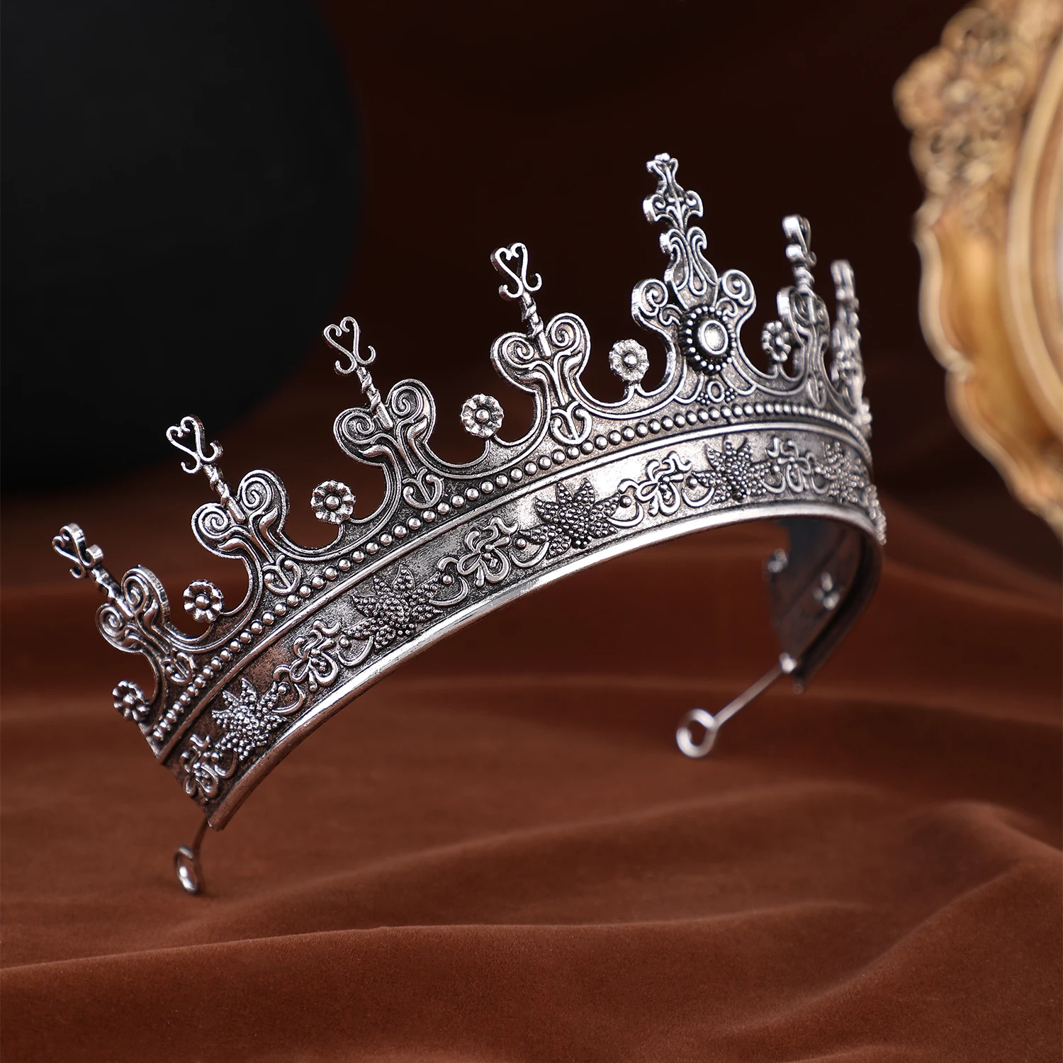 Unisex goldene mittelalterliche Krone Renaissance-Zeit Kostümzubehör Prinz Prinzessin Geburtstag Maskenball Halloween Kopfschmuck – Detail 7