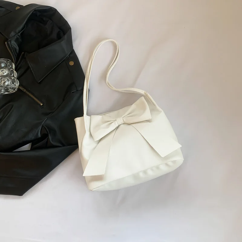 MBTI Bolsos elegantes para mujer, moda, lindo lazo, cuero sintético, estilo coreano, bolso de hombro, exquisito diseñador literario, nuevo bolso femenino