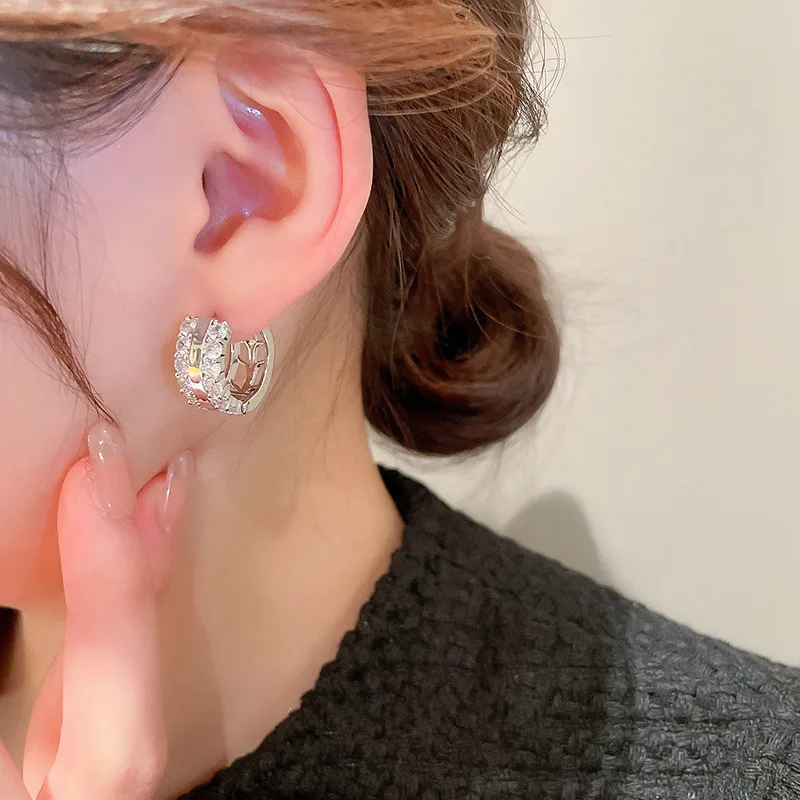 Boucles D'oreilles Créoles Lideva 40mm – Plaqué Argent, Clous Zircon Blanc, Style Art Déco (Neuf)