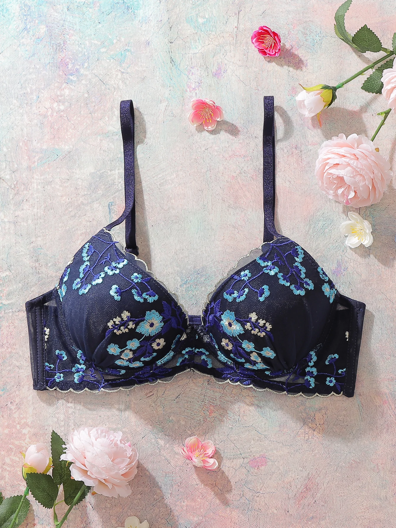 1Pcs Everyday Thin Cup Women's Bra Soft Knitted Push-Up Bra Floral Embroidery Spliced Breathable Lace Underwire Bra for Women 1