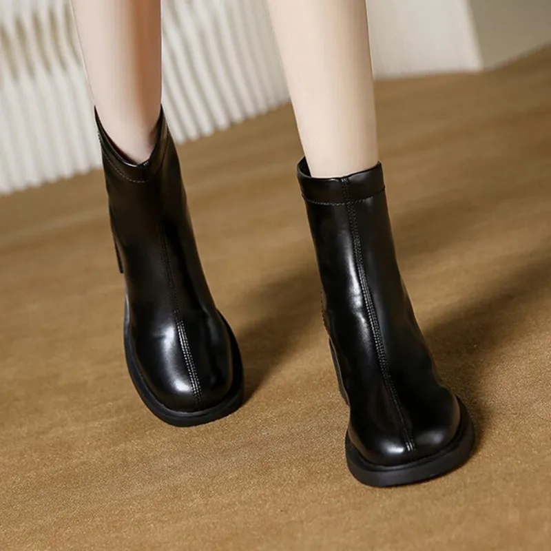 2023 fashion Ankle Boots Women Shoes Zipper Clogs Platform Low High Heel Med Autumn Rock Ladies Rubber Fringe Solid Basic PU