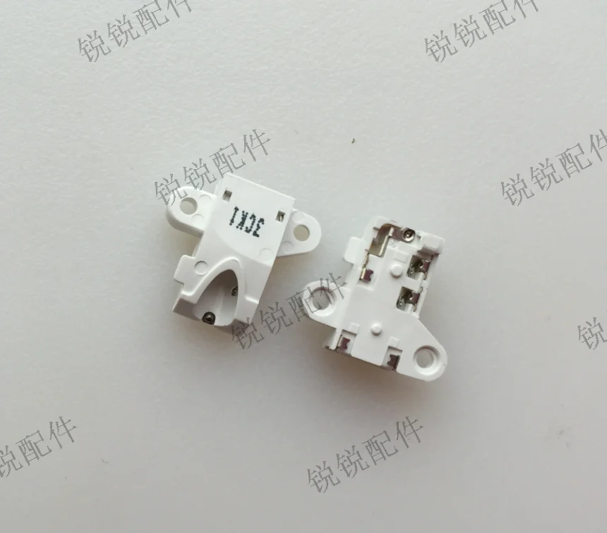 

Free shipping For Foxconn 3.5MM headphone socket Audio female socket Diagonal jack JAM3335-F85-7F connector