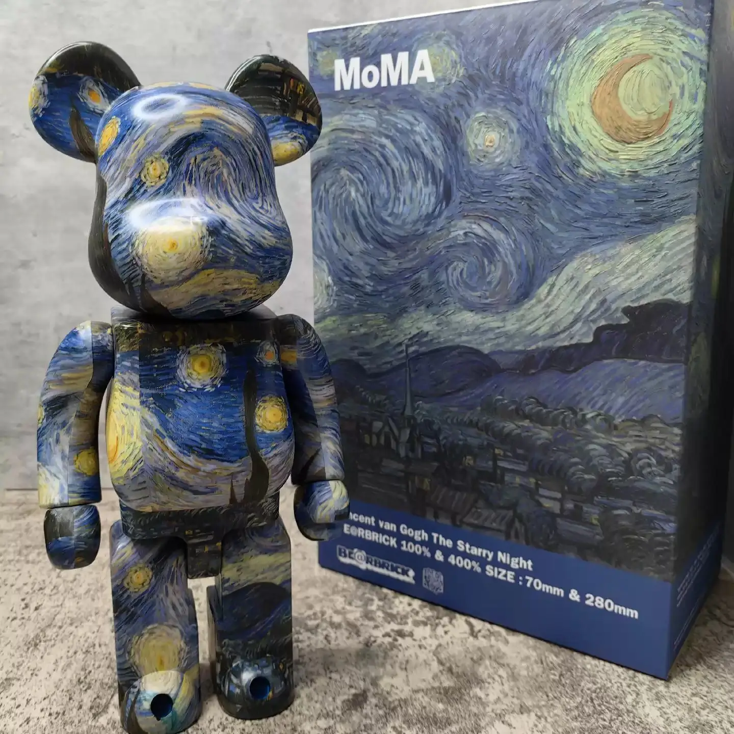 

Bearbrick 400% 28cm birthday gift Van Gogh Star Moon Night Frosted Edition wide box BE@RBRICK gift doll figure