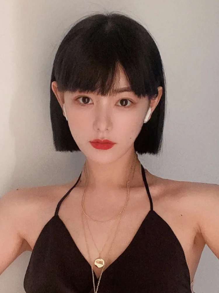 ShortHair Wig Straight Hair Internet Celebrity Comic Bangs One-Size-Fits-All Ear Bobhaircut Natural Full-Head Style |
