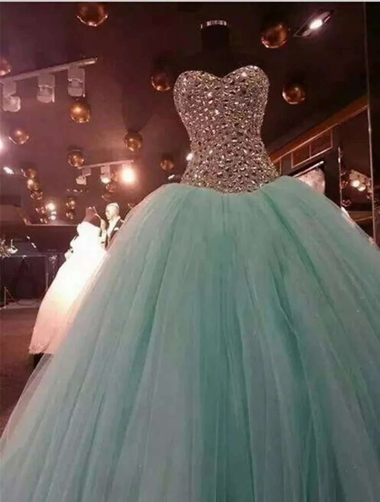 

ANGELSBRIDEP Sweetheart Ball Gown Quinceanera Dresses Vestidos De 15 Anos Crystal Sparkly Tulle Princess Birthday Party Hot Sale