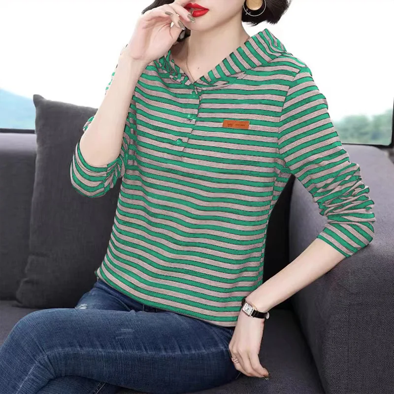 Рисунок 2 - Новинка весна-осень 2023 модные