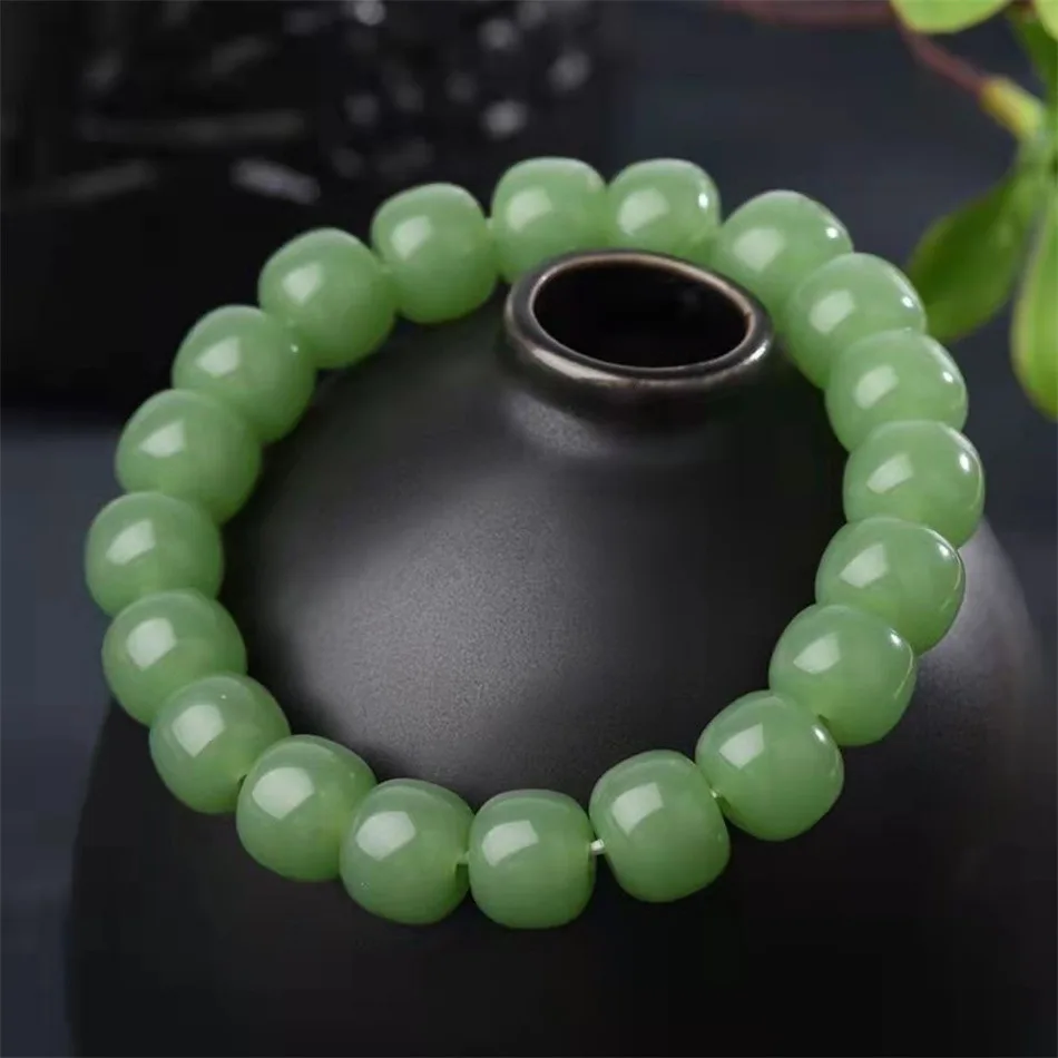 

Natural Xinjiang Hotan Jade Seed Material Lanolin Jade Old Pearl Hand String Men's and Women's Simple and Versatile Bracelet