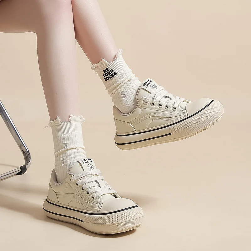 Designer Original Casual Shoes Sole Low Cut Classic Canvas Shoes for Women Toe Cap Sneaker for Women Outdoor Walking Shoes 2024