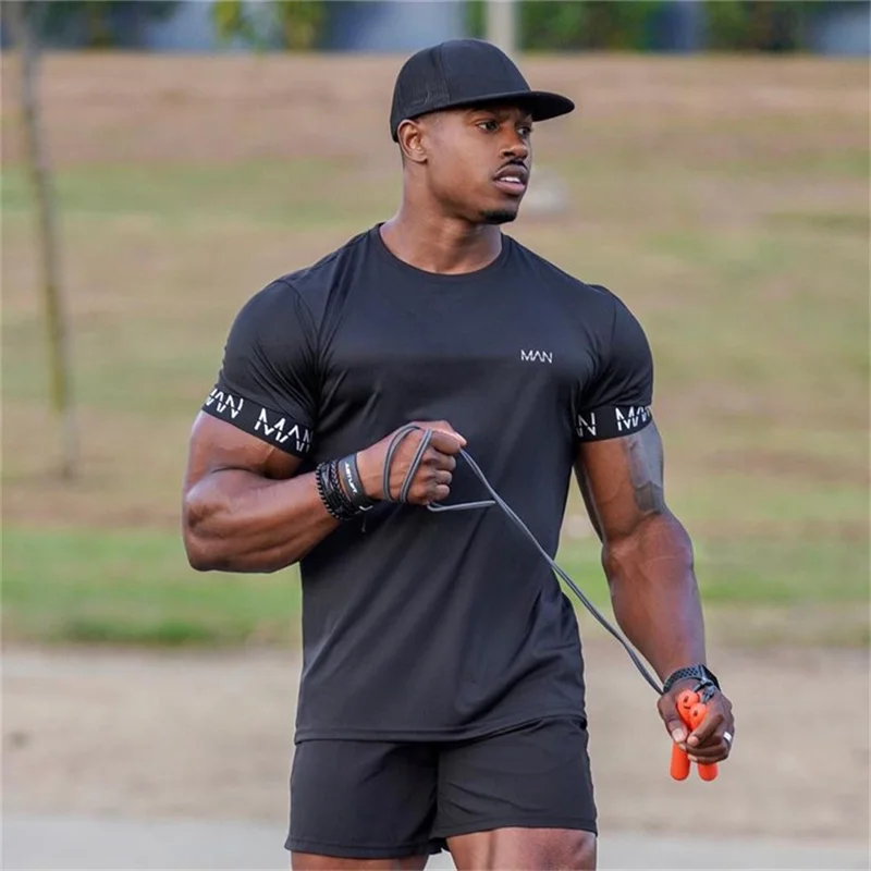 2022 new Shirt Men Short Sleeve Workout Gym T-Shirt quick-drying Running  Fitness Tops Streetwear fashion Sport Tees men Clothing