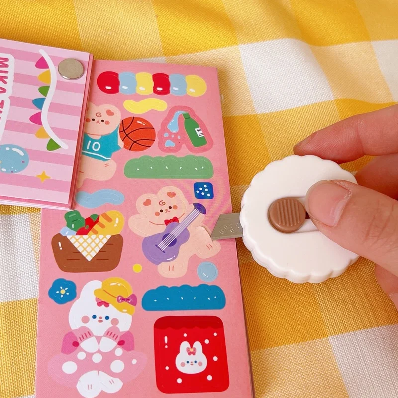 Cute Flower Dog Mini Portable Utility Knife Paper Cutter Cutting Paper Razor Blade Office Stationery Cutting Supplies utility knife paper cutter craft cutting knife