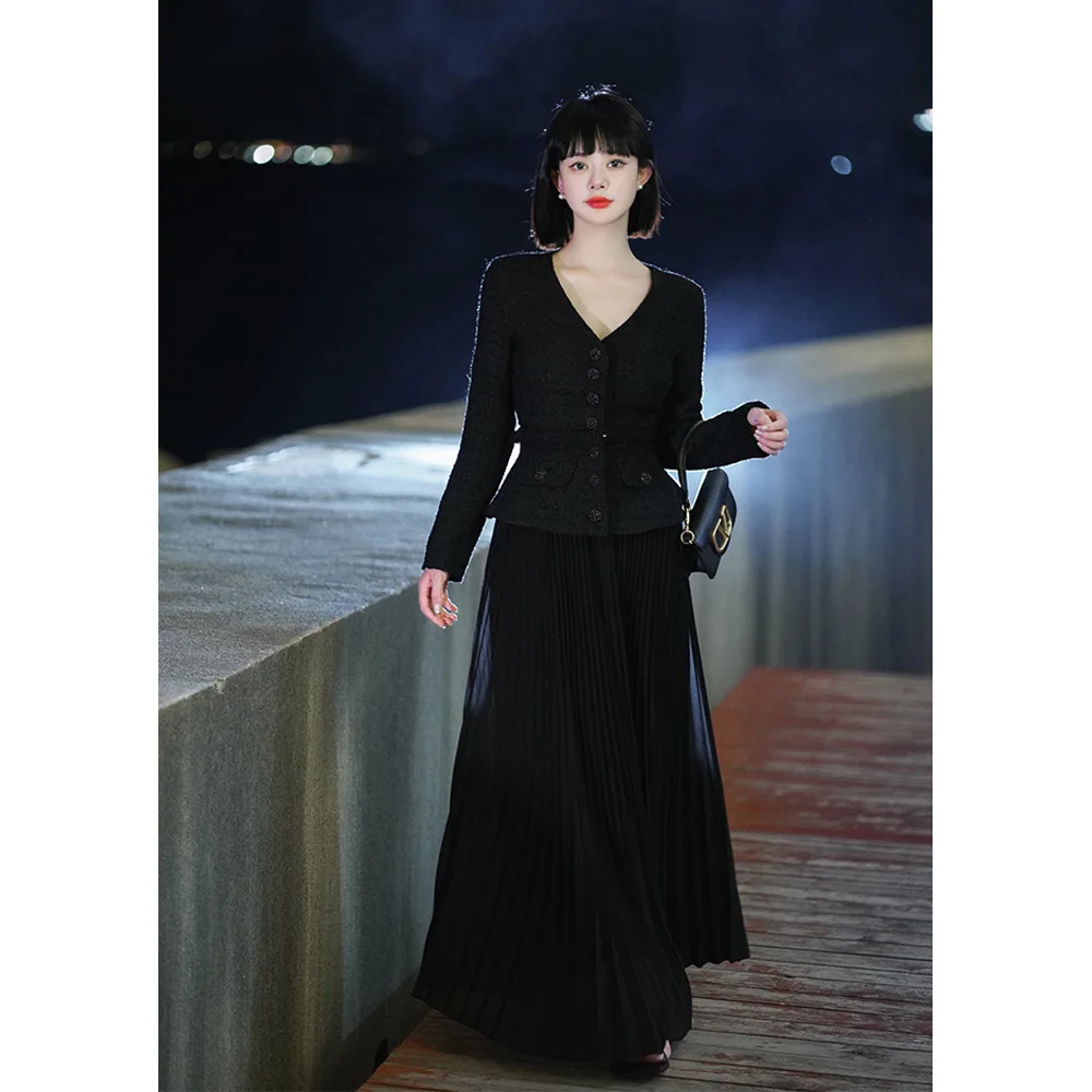 

2023 autumn retro senior sense of super good-looking ageing pretty foreign-style small black dress tweed short jacket female