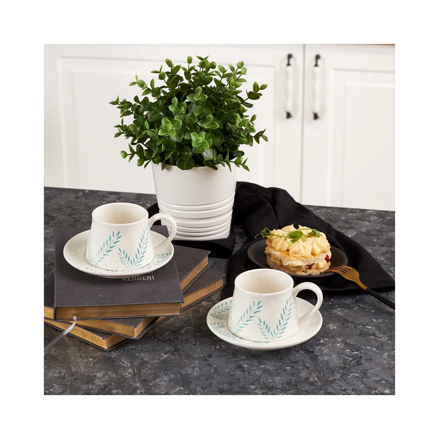 

Nante 2 Personality Milk Coffee cup Pad Cream-Colored Green Leaf Pattern Bright Pure Clean Posture Simple Polite Designed Karaca