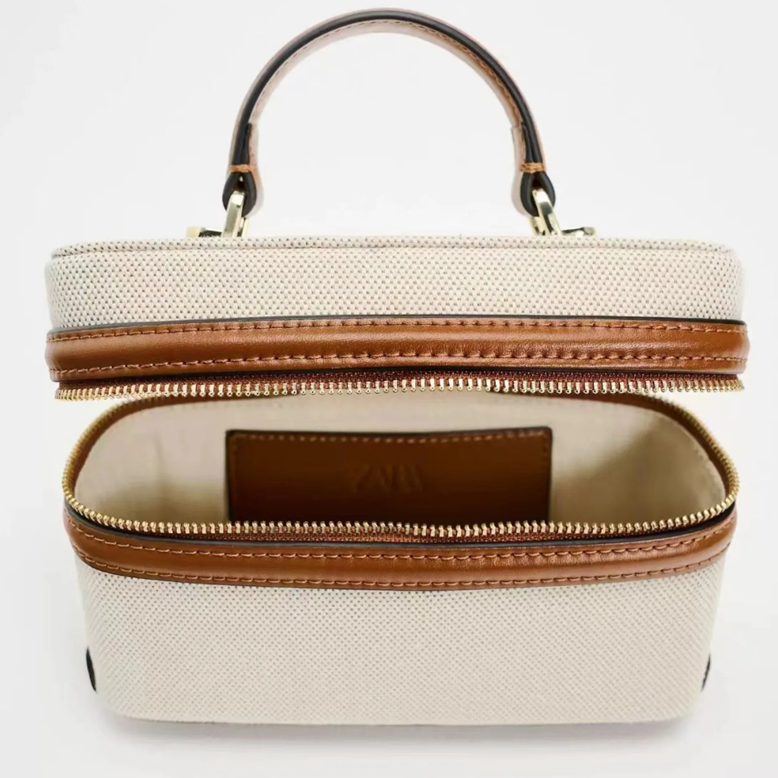 حقيبة نسائية صلبة محمولة متقاطعة مع الجسم، بتصميم...