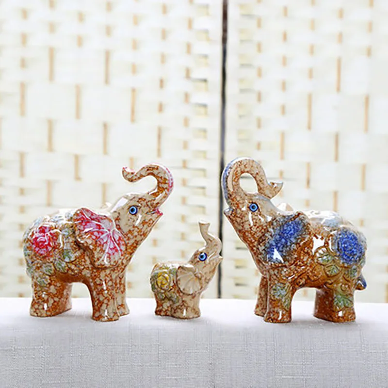 Ceramic animals, attract wealth and fortune like ornaments Home of Three Creative Courtyard Garden, Home Gift