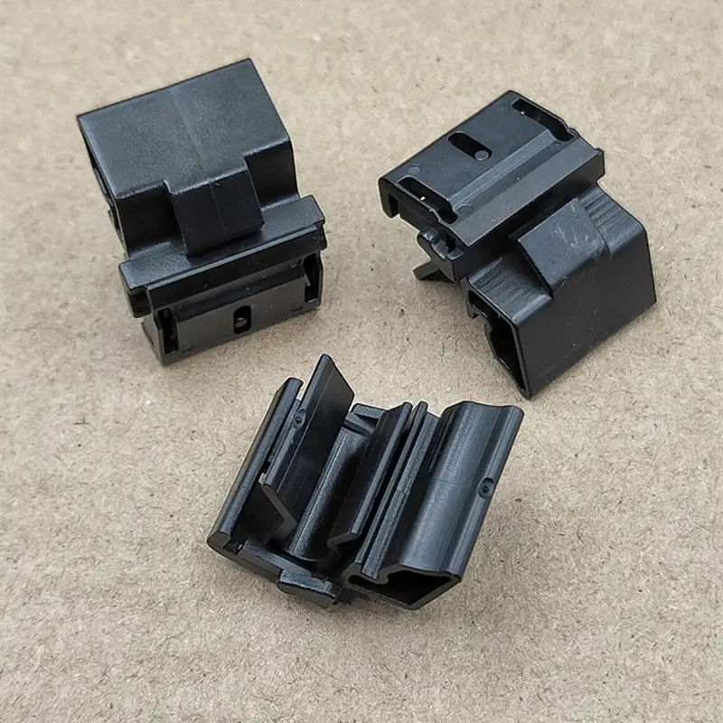 

Tesla Model Y Front Trunk Luggage Engine Cover Fixing Buckle