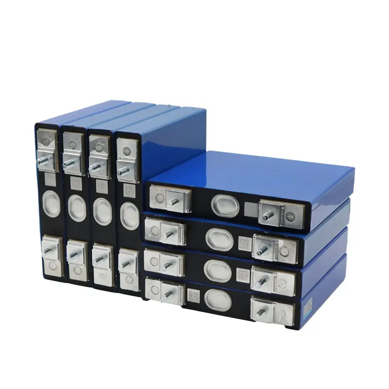 2x Batteria al Litio Ternaria 3.7V 52Ah (52000mAh) per Modifica Batterie 3S 12V 36V 48V con Terminali a Perno - immagine 4