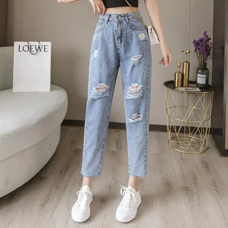 Summer Embroidered Daisy Ripped Jeans Women High Waist Straight Leg Pants Thin BF Tide Loose Cropped Trousers 2024 Streetwear embroidered daisy ripped jeans women loose cropped trousers 2021 summer thin high waist straight leg pants bf tide fashion