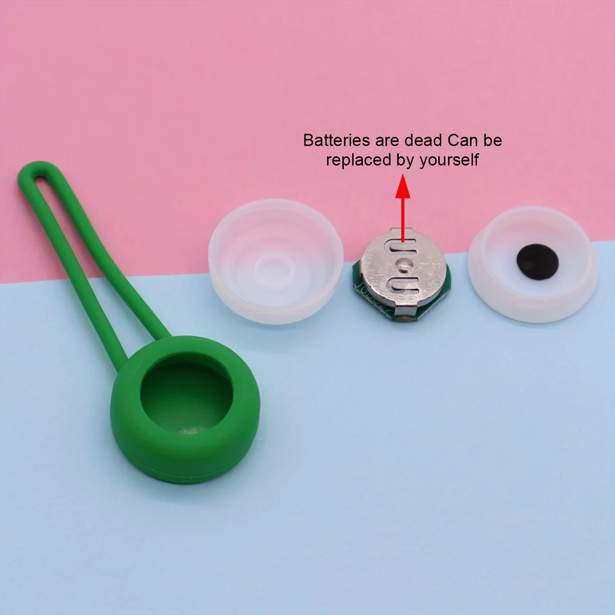 Silicone Pet LED Pendant Light For Dogs & Cats-Night Safety Flashing Round Tag, Replaceable Battery, Long-lasting Glow