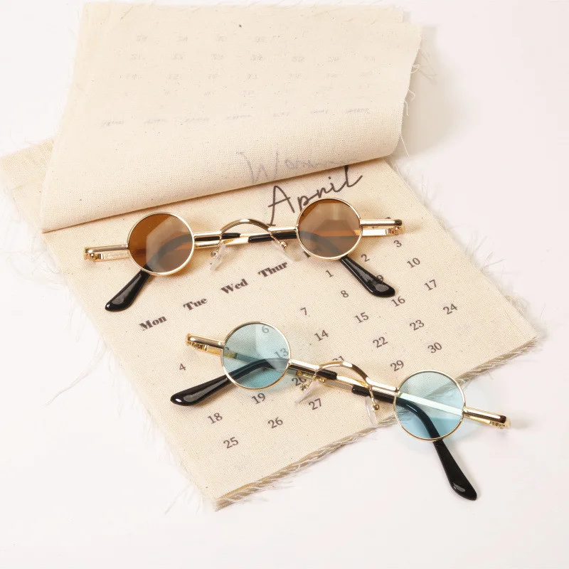 Retro Punk Style Vintage Round Metal Frame Sunglasses with Colorful Lenses