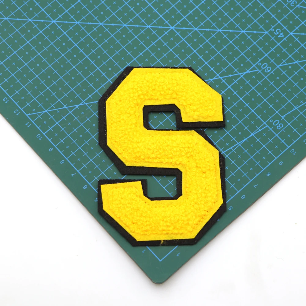 1PC 108MM Gelbe Buchstaben Chenille Gestickte Eisen Auf Patch Applique Diy Name Abzeichen A-Z Patches Für kind Kleidung Tasche Zubehör – Detail 21