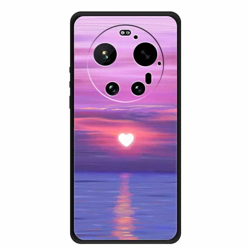 Luxury Soft Silicone Protective Cover with Sci-Fi Style