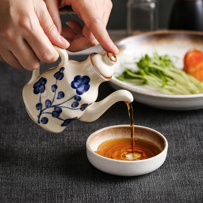 Ceramic 150mL Korean public seasoning sauce bottle seasoning bottle hand-painted oil pot tableware