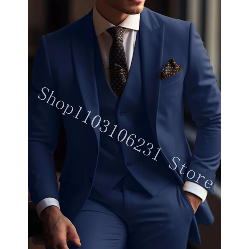 Рисунок 4 - Костюм мужской свадебный из блейзера