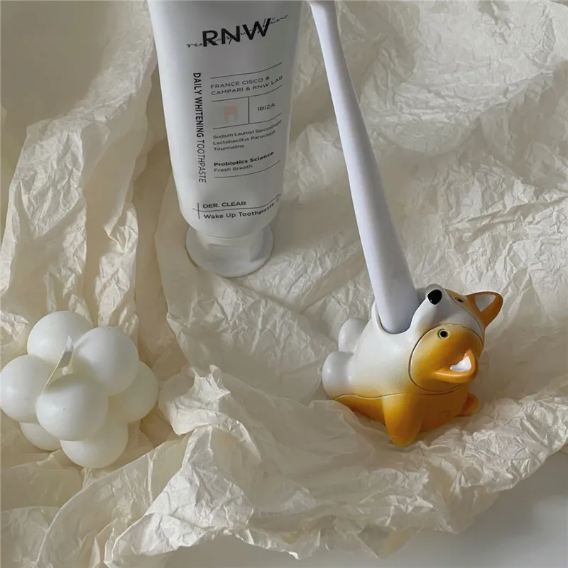 Cute cartoon animal toothbrush holder creative home decoration bathroom toothbrush storage rack small decorative ornament