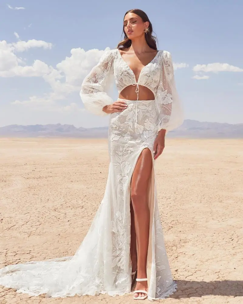 Vestidos de longitud completa con cuello alto y abertura Pavo real main image 0
