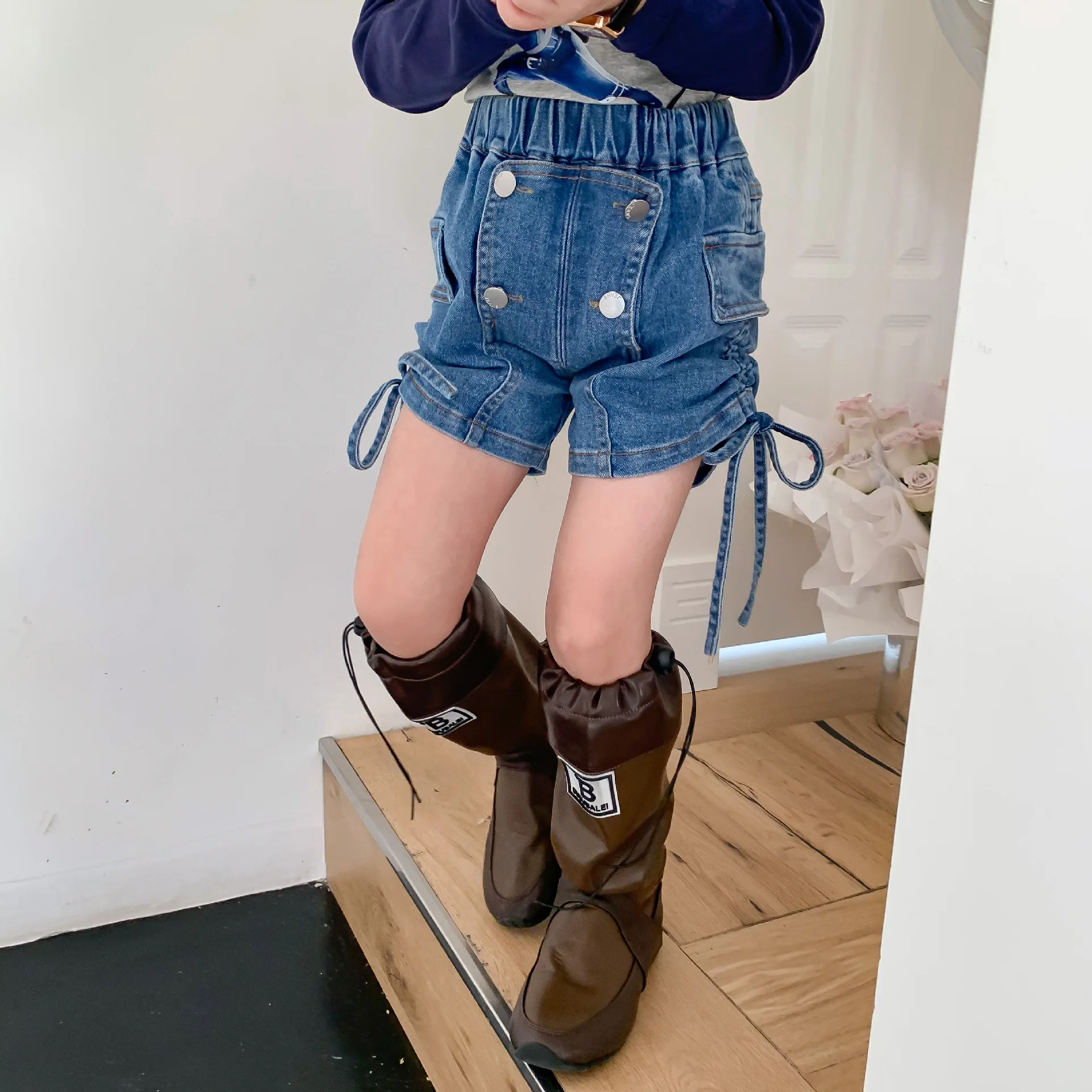 

4906C Children's Pants 2023 Spring Summer New Girl's Drawstring Denim Shorts Fashion High Waist Design Spice Girls Hot Pants