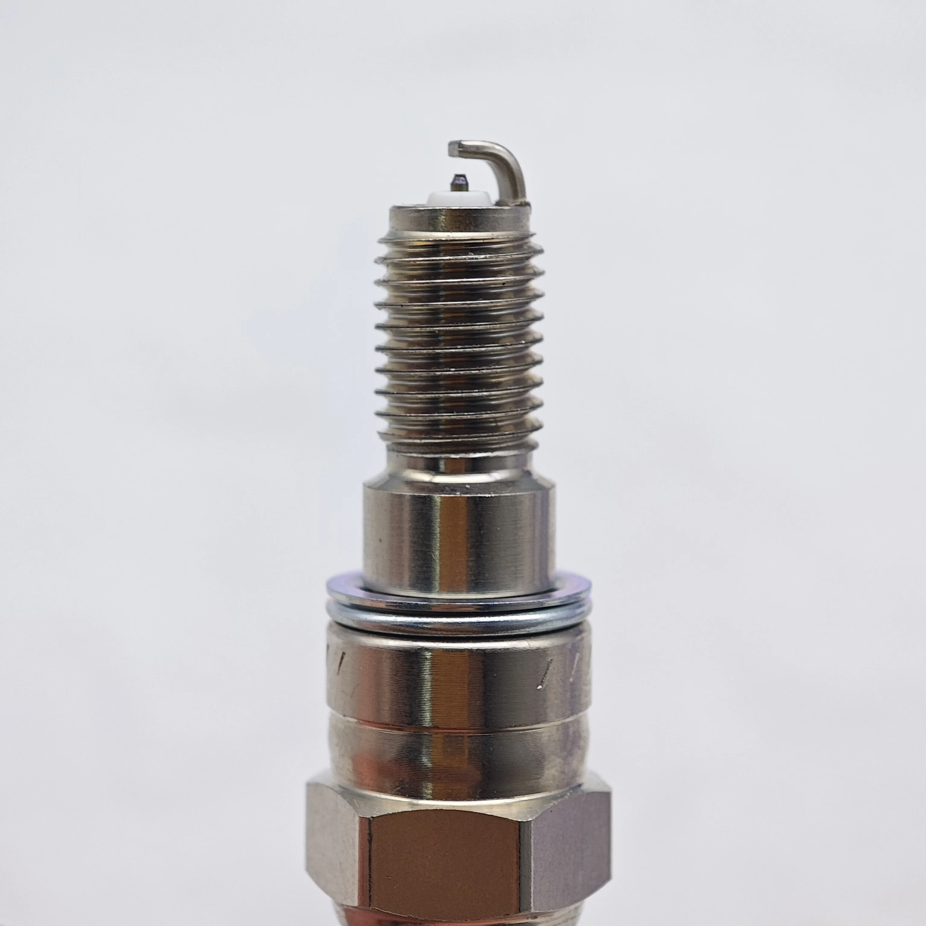 Spark Plug 1pcs Original NGK Spark Plug ER9EHIX 6868 96652 Suitable For Upgrade ER9EH etc