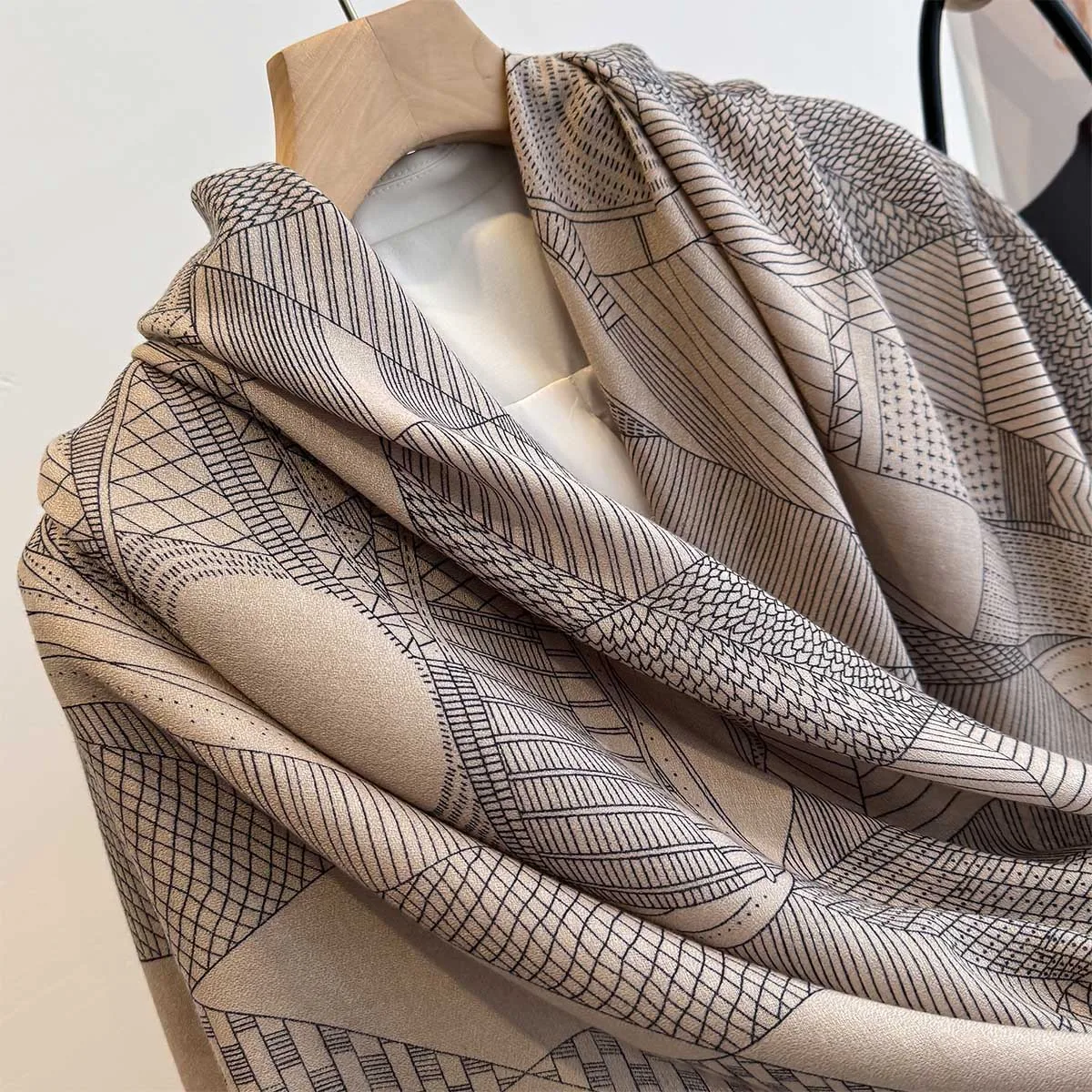 130*130cm großer Schal, Strandtücher für Damen, luxuriöser bedruckter quadratischer Schal, atmungsaktive Schals, Bandanas, eleganter Hijab für Reisen – Detail 5