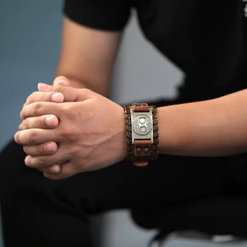 Nordic Triple Moon Bracelet