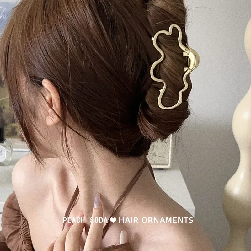 Fashion Design Korea Simple Geometric Irregular Wave Hairpin Hollowed Cloud Metal Hair Claw Clip Headwear Women Hair Accessories