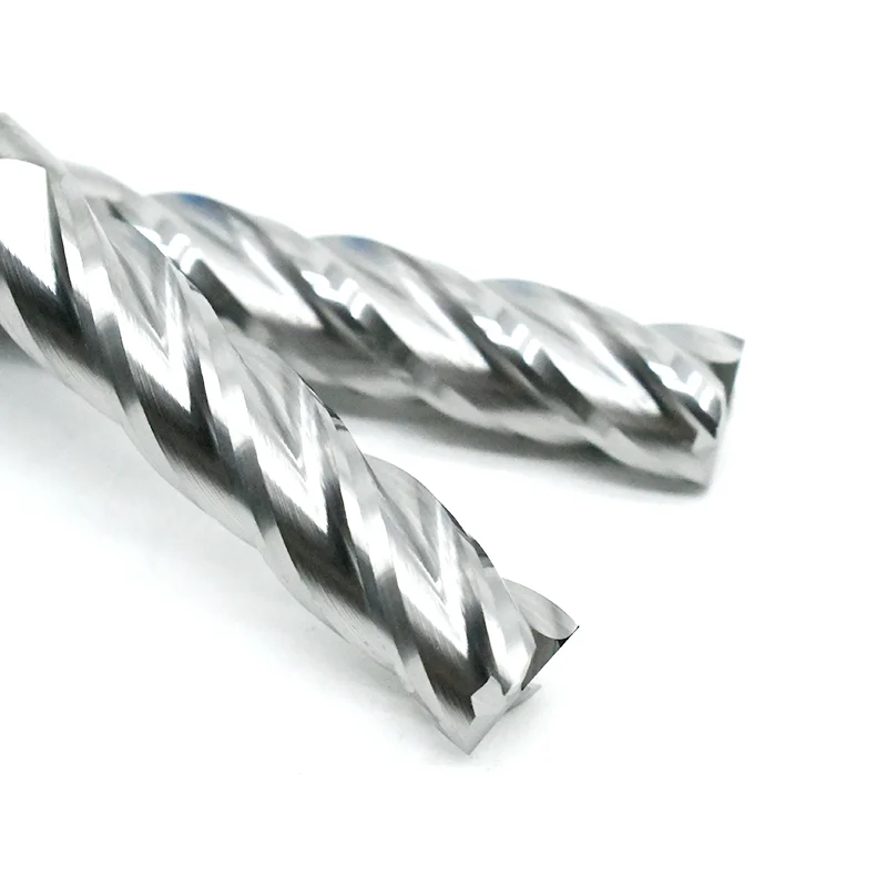 1 Stück Schaftfräser 4 Flöten Spiralschneider 6 mm 8 mm Wolframkarbid-Fräswerkzeuge zum Schneiden von Holz MDF 4F Schaftfräser mit großem Chip-Entferner – Detail 8