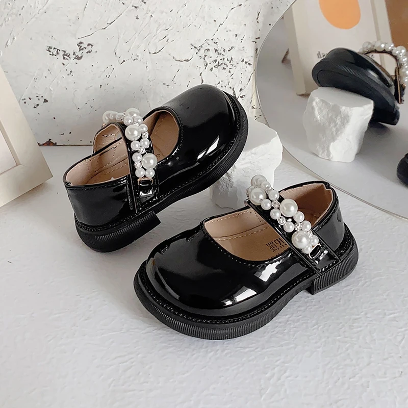 Children's Leisure Shoes Female Princess Shoes Students Show Autumn Period Baby Small Winered Leather