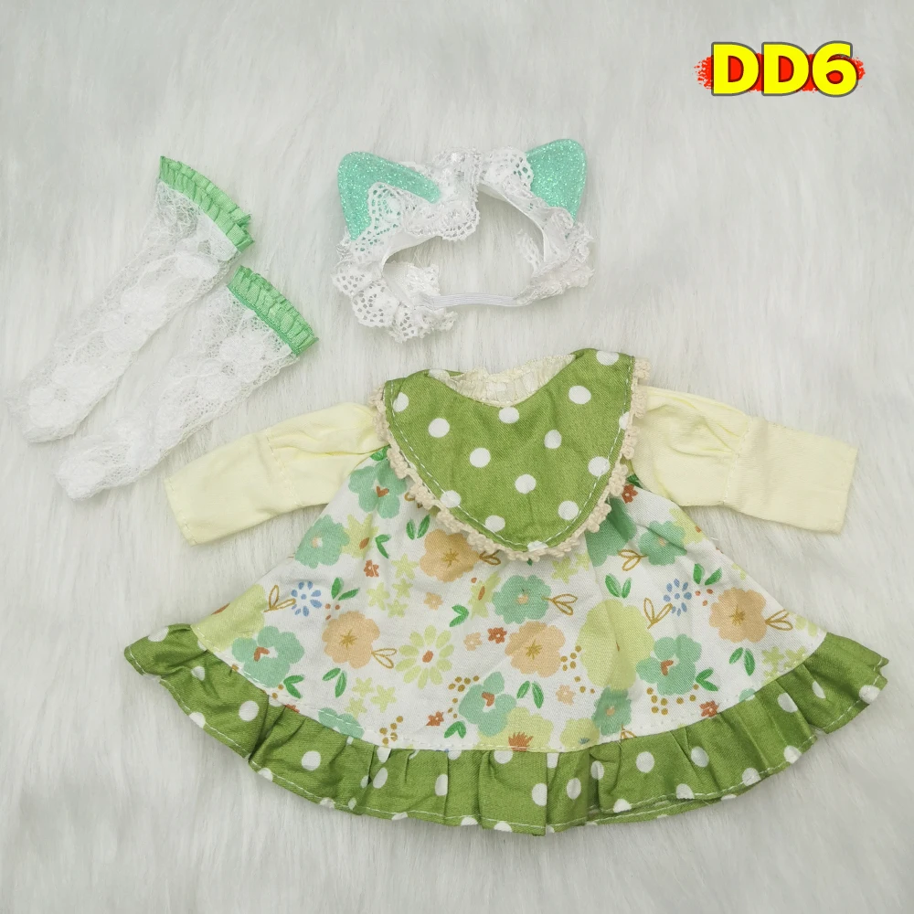 Puppenkleidung 30 cm BJD Kleid 1/6 Gelenkpuppen Zubehör OB24 Kleidung Winter Socken und modische süße Mütze – Detail 12