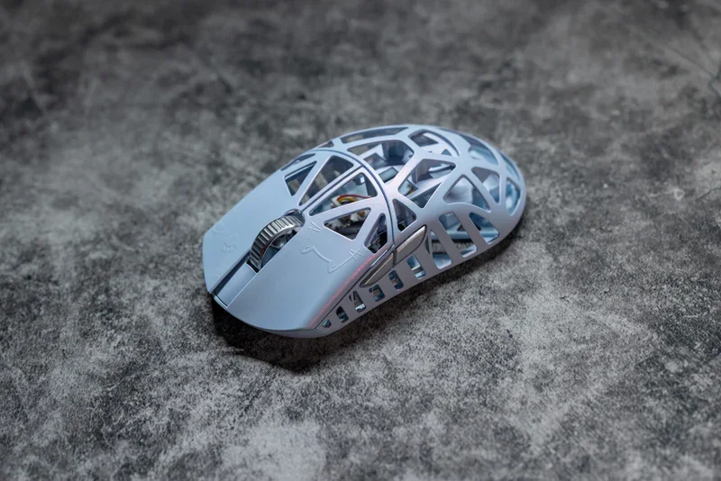 【美品】WLMOUSE Beast X pro IceBlue WLMOUSE Gaming Mouse Series – WLmouse