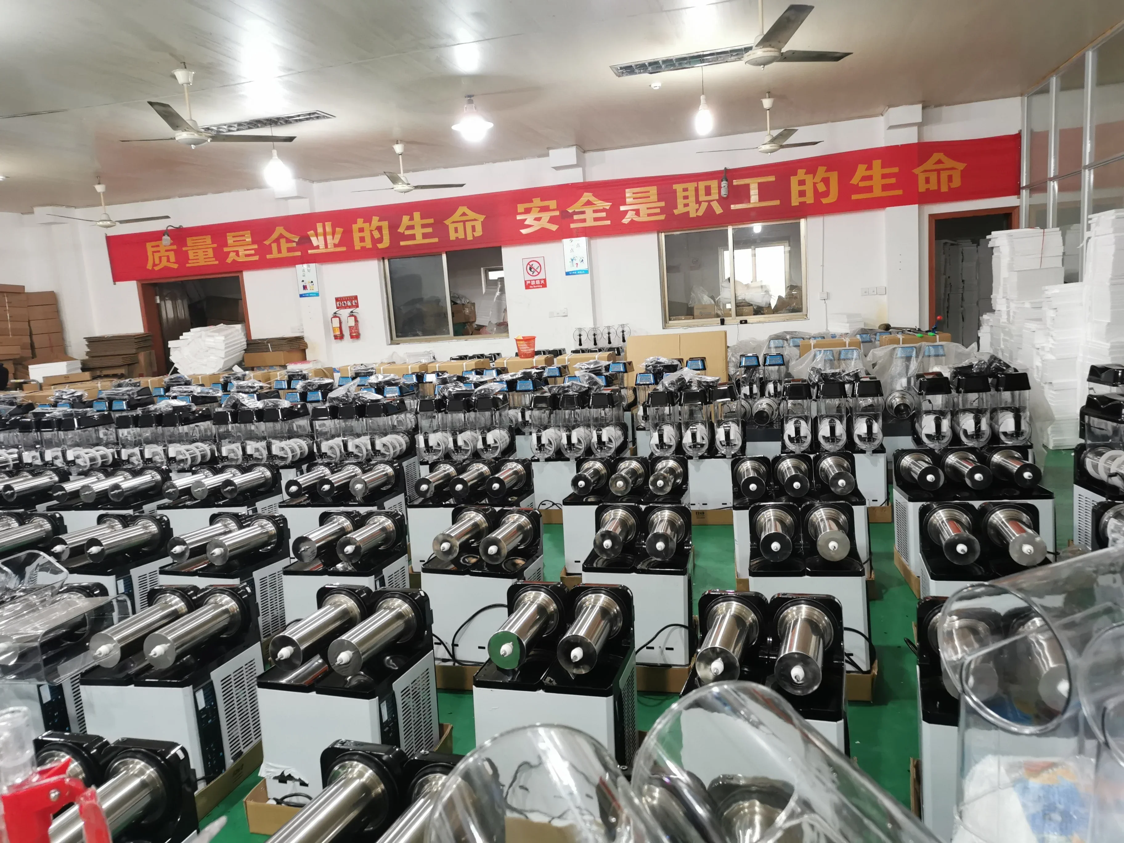 XRJ12LX3 Granita Slush Machine Commercial Beer Slush Machine 4