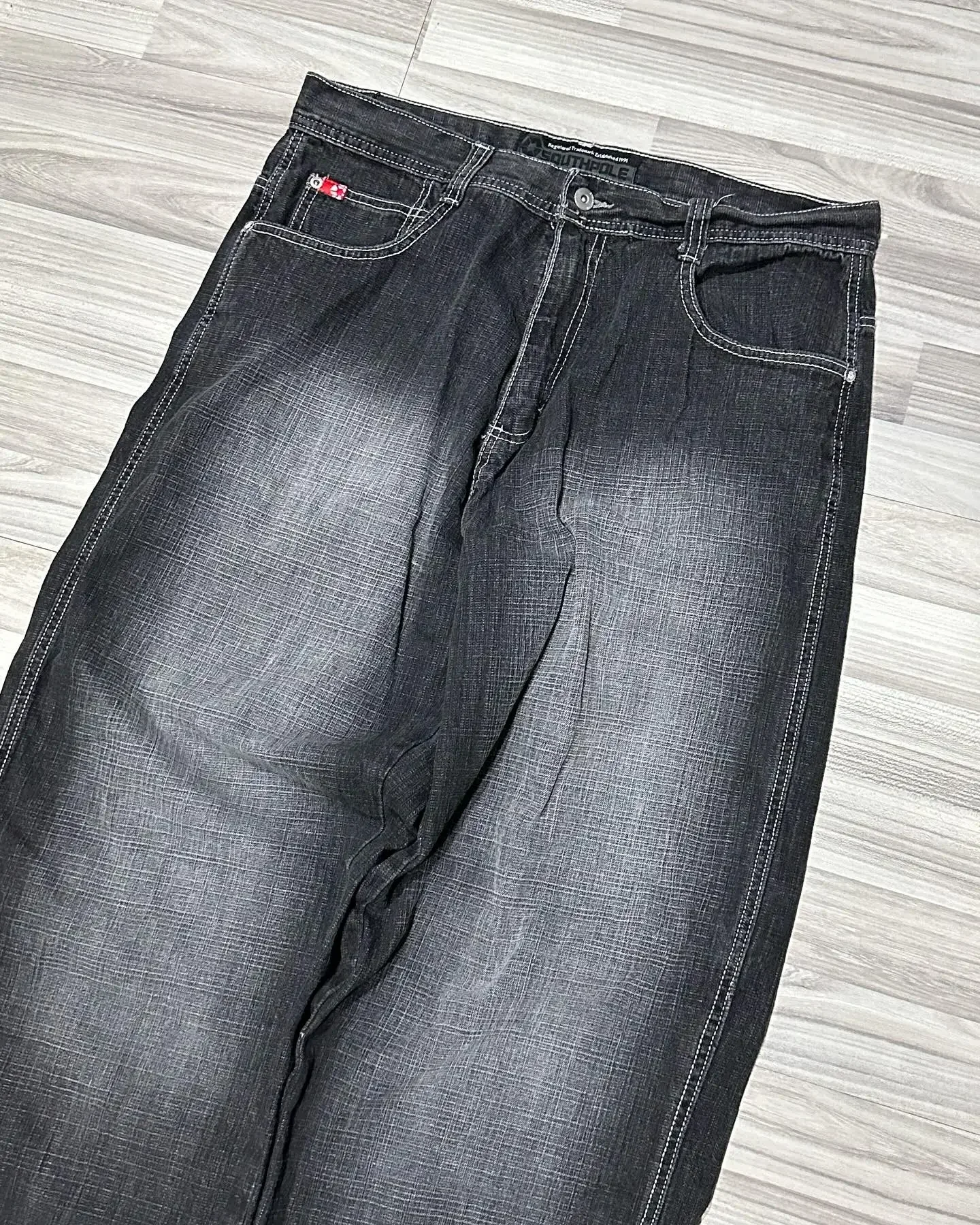 Y2K Vintage Harajuku Washed Denim Jeans American New Hip Hop Jeans Men Street Gothic Trendy Casual High Waisted Wide Leg Pants 3