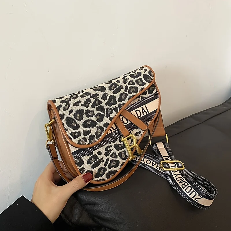 New Arrival Fashion Women's Small Crossbody Bag PU Leather Messenger Bag Zipper Handbag Purse Travel Waist Bag for Femal