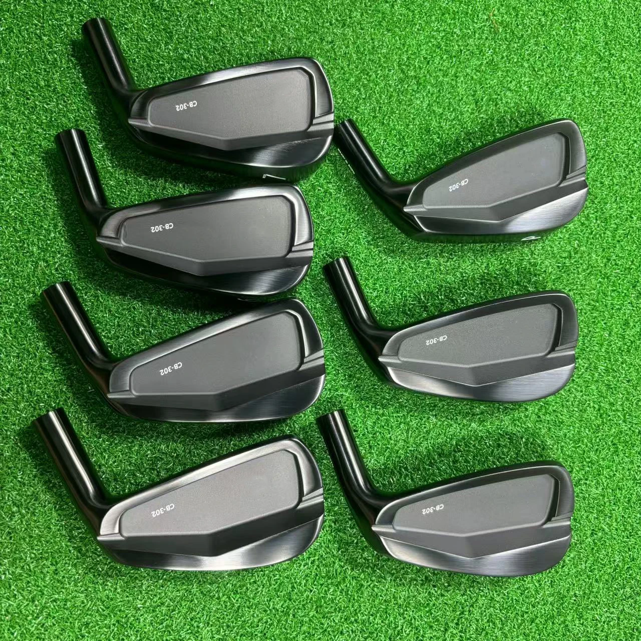 Golf Club blackCB-302 golf Irons Set （4-P）S20C Forged Golf Head available with shaft options Provide a dedicated head cover
