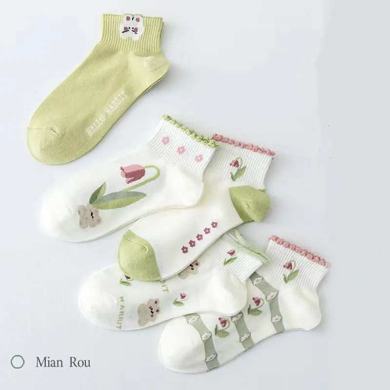 5 Paar Frauen Baumwolle Blumen Cartoon süße Socken Set Frühling Sommer weibliche Mädchen atmungsaktive Studenten kurze Socken Set für Frauen – Detail 2