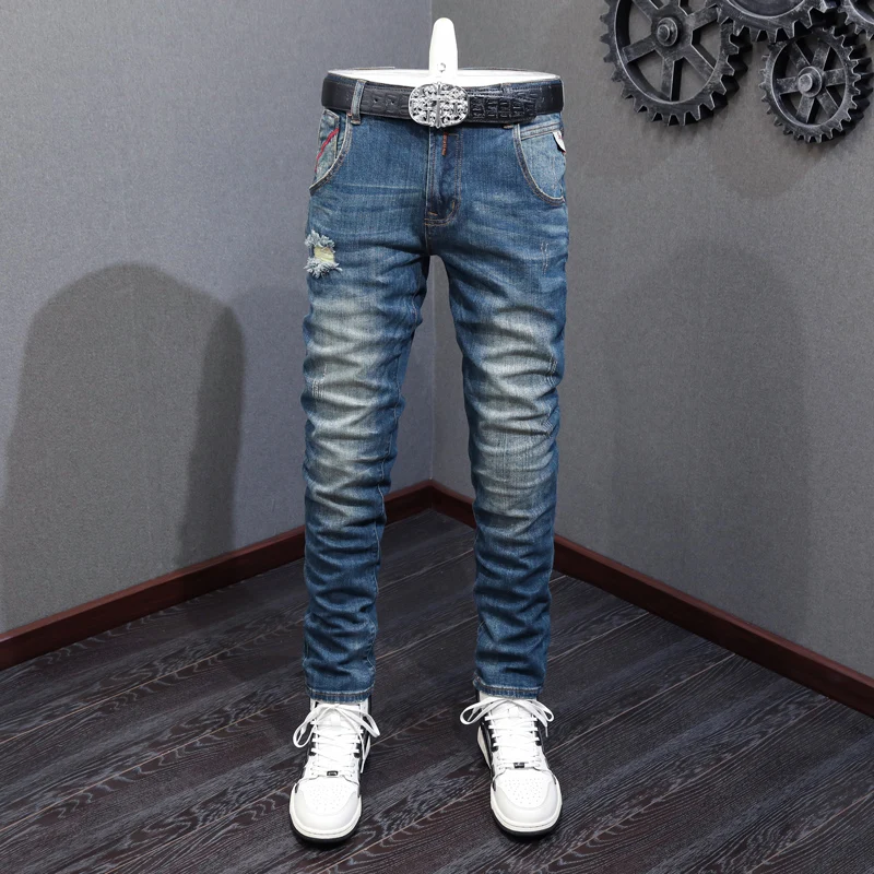 Джинсы мужские рваные в винтажном стиле