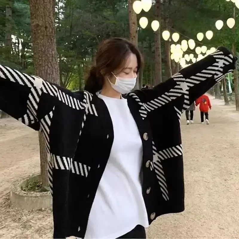 Korean Fashion Loose Fit Cardigan Sweater Striped V-neck Women's Knitted Casual Versatile Simple  Lady Jacket Spring Autumn New