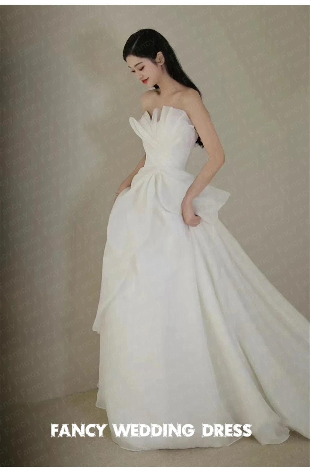 Fancy Elegant Organza Strapless Wedding Dress Korea Photo Shoot Sleeveless Pleats Floor Length Bridal Gown Custom Made
