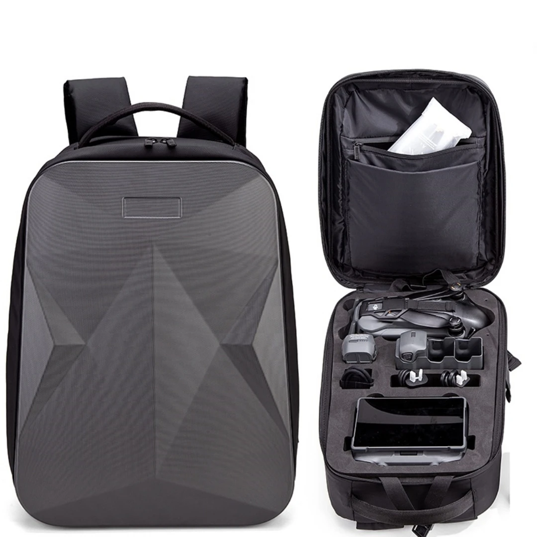 Sac à dos fermé posé sur une surface, prêt à transporter le drone et ses accessoires en toute sécurité.