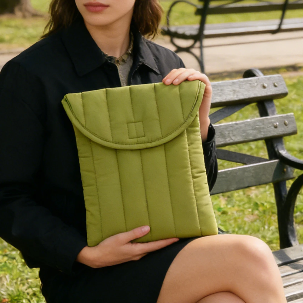 Universal Laptop Sleeve for 13 to 16 Inch Devices